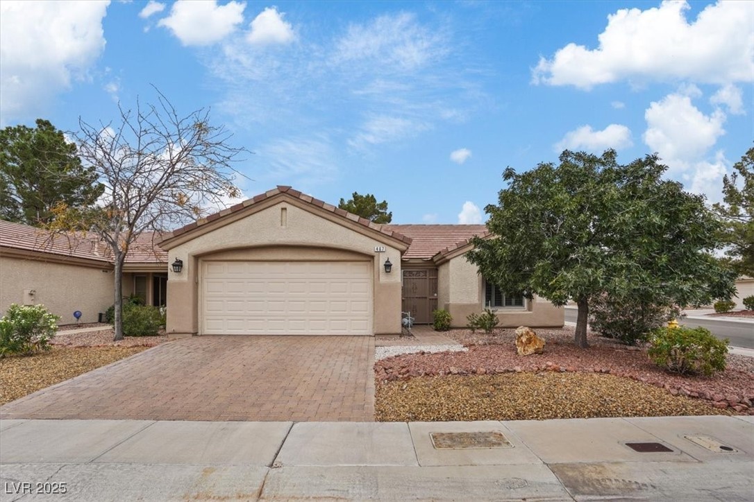 467 Dart Brook Place