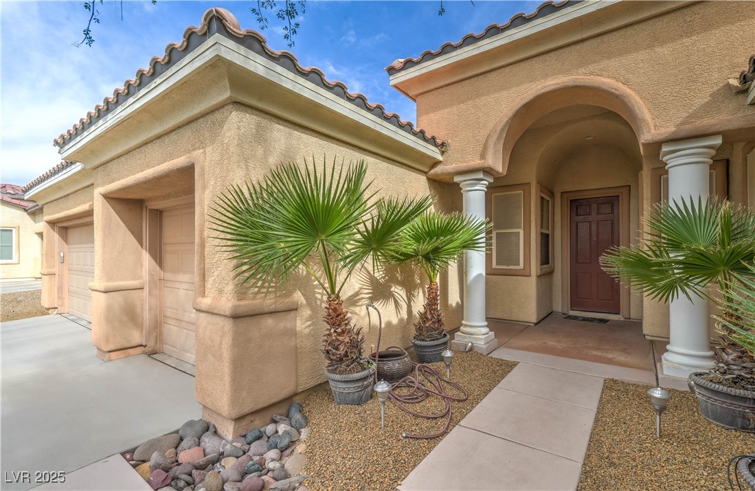 6504 Gilded Flicker Street