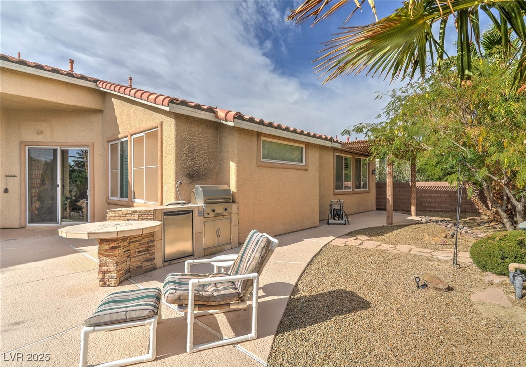 6504 Gilded Flicker Street