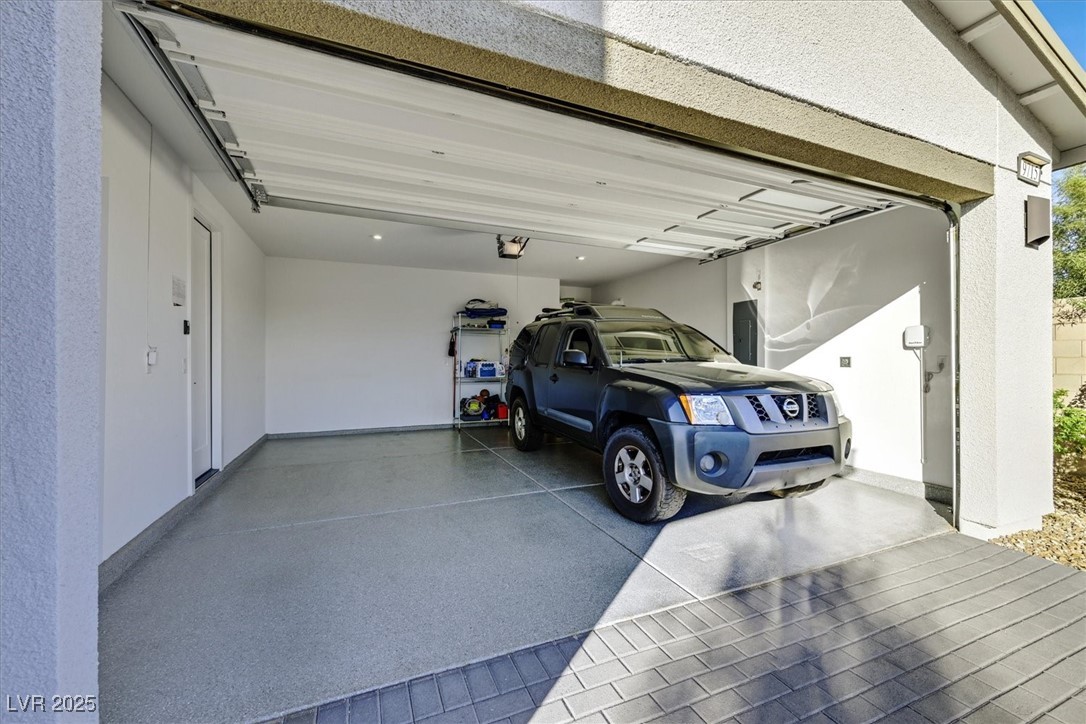 9715 Crisman Ridge Street