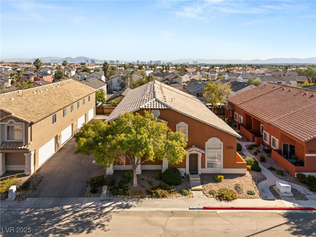 4356 Summer Leaf Street