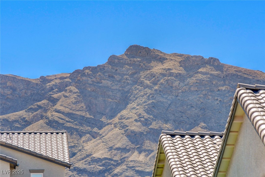 420 Triple Falls Street