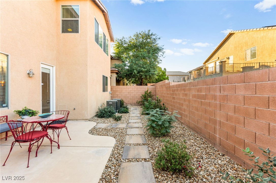 10416 Scotch Elm Avenue