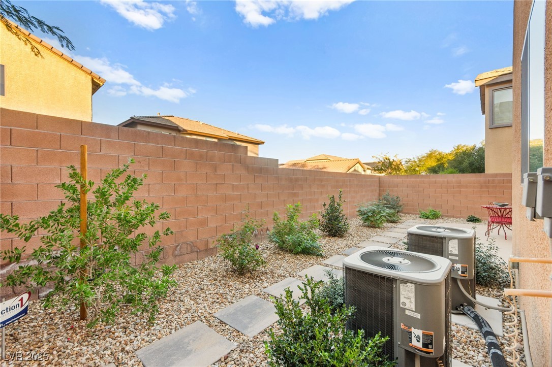 10416 Scotch Elm Avenue