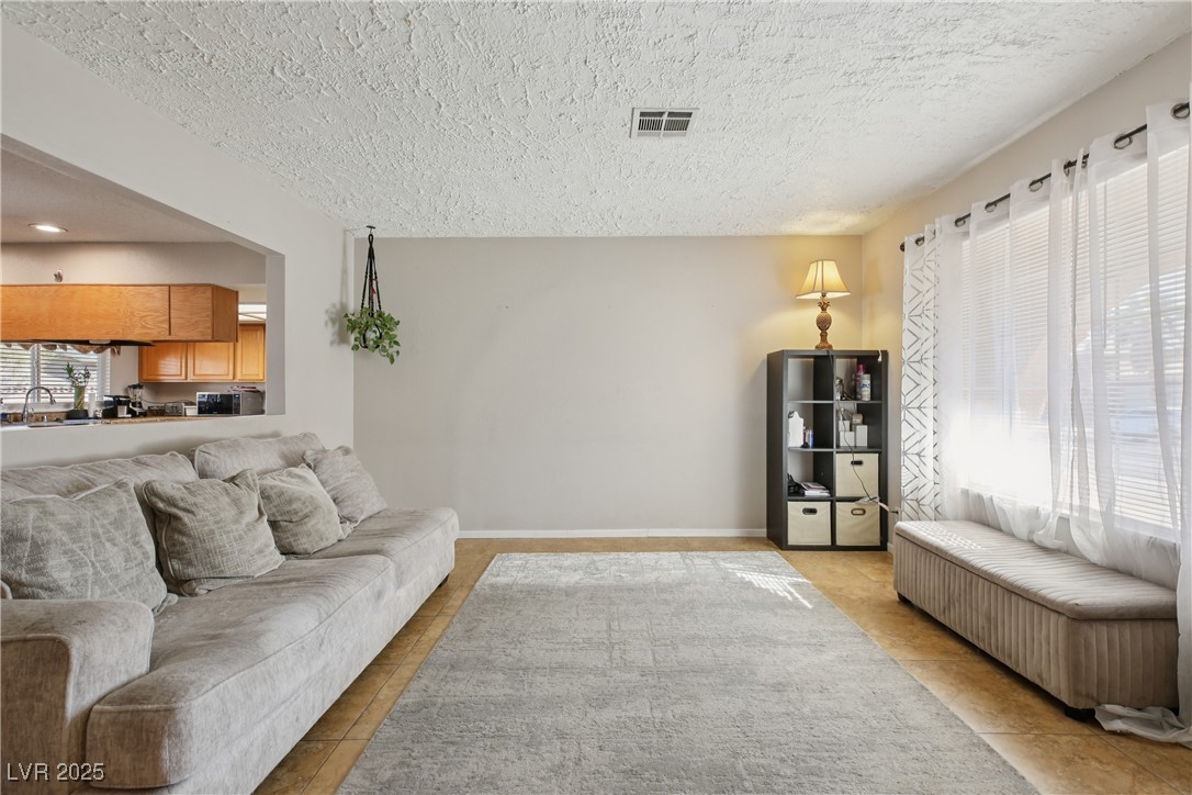 4372 East Boston Avenue