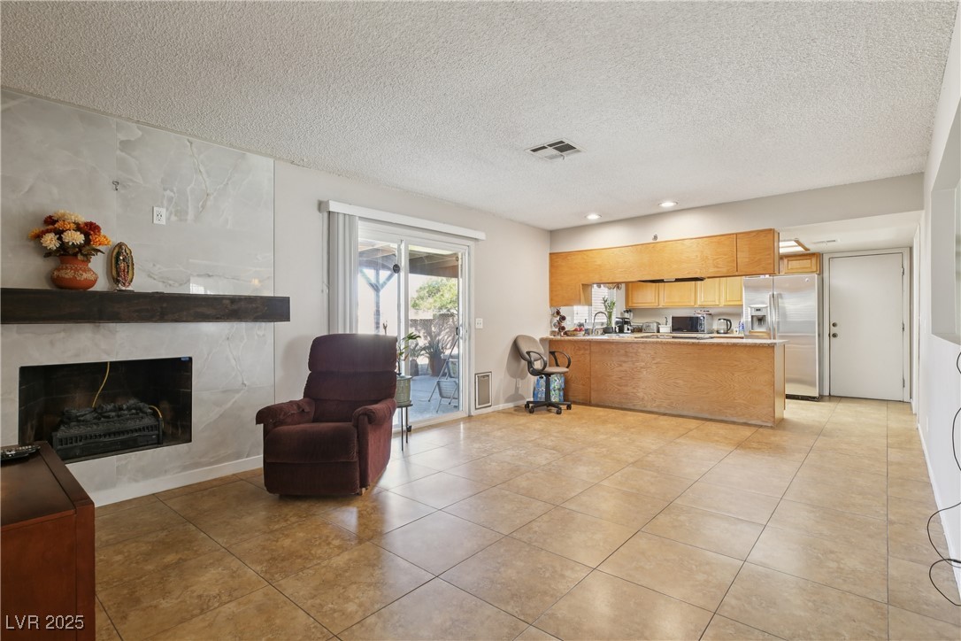 4372 East Boston Avenue