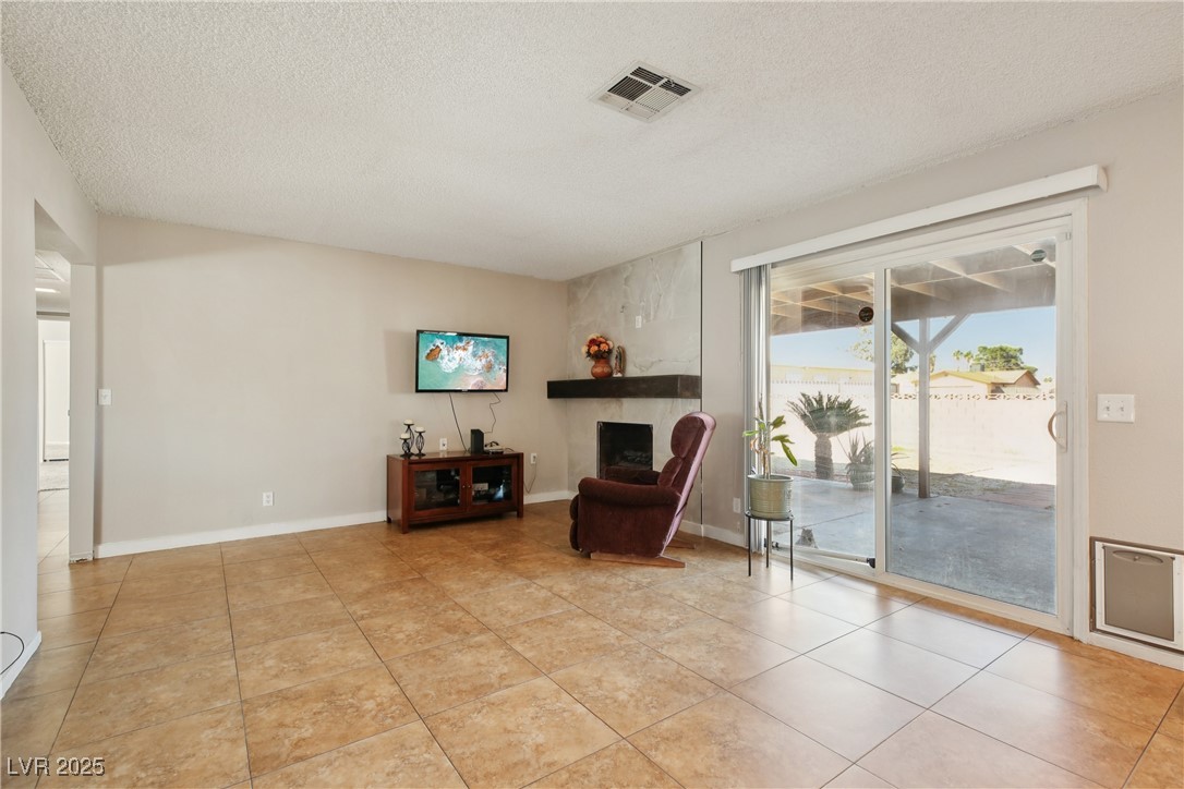 4372 East Boston Avenue