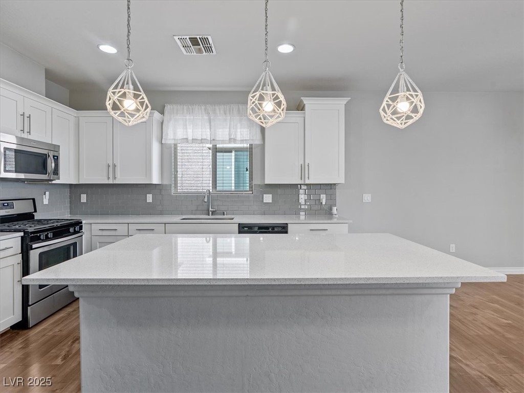 9578 Belmont Bay Avenue