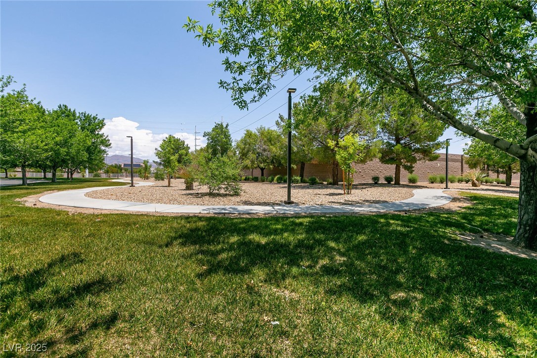 5835 Running Horse Drive