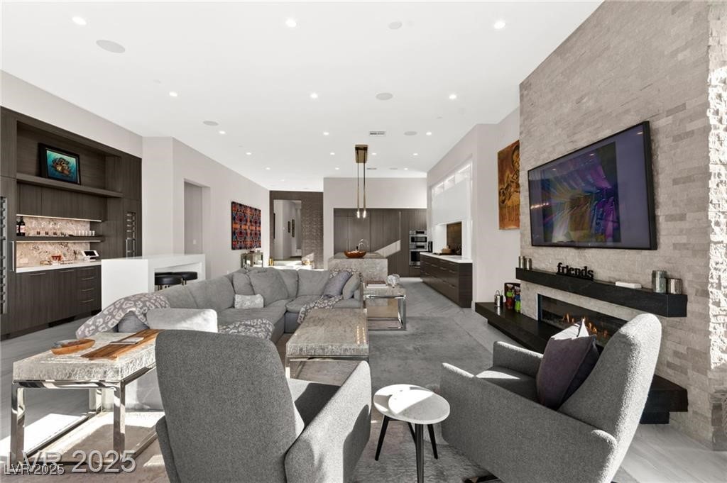 387 Solitude Peak Lane