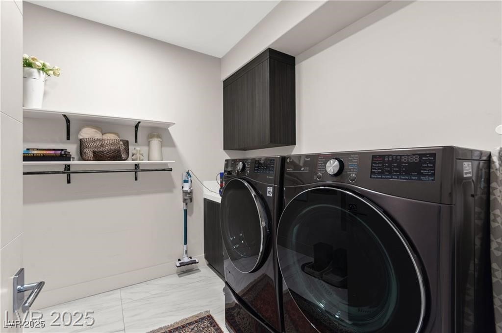 387 Solitude Peak Lane