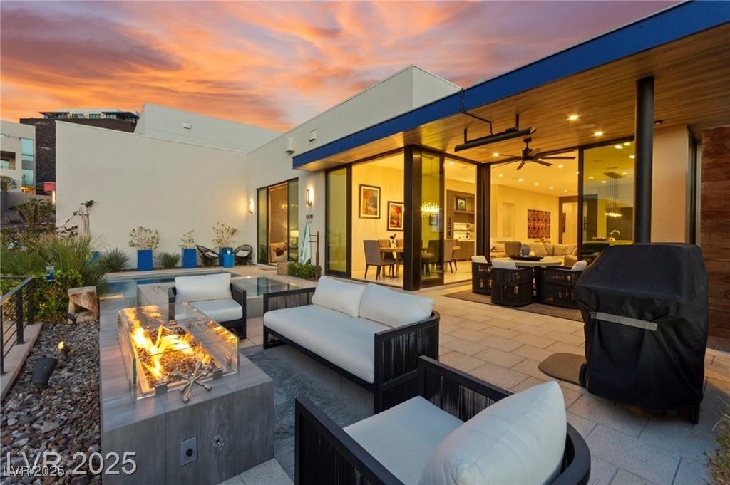 387 Solitude Peak Lane