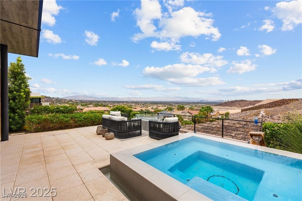 387 Solitude Peak Lane