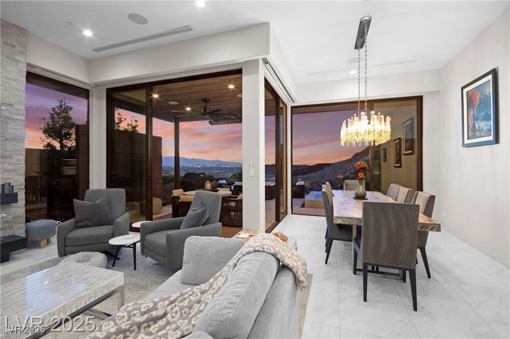 387 Solitude Peak Lane