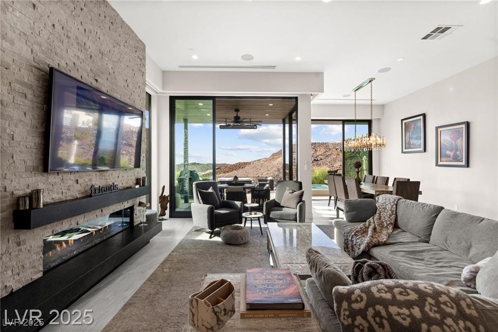 387 Solitude Peak Lane