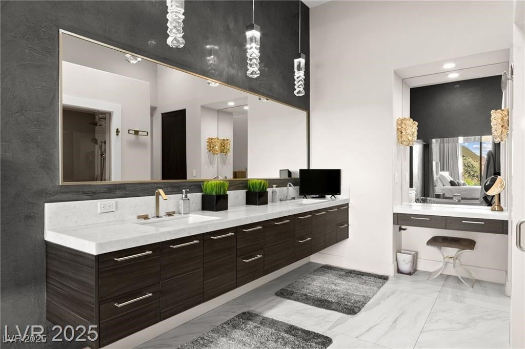 387 Solitude Peak Lane