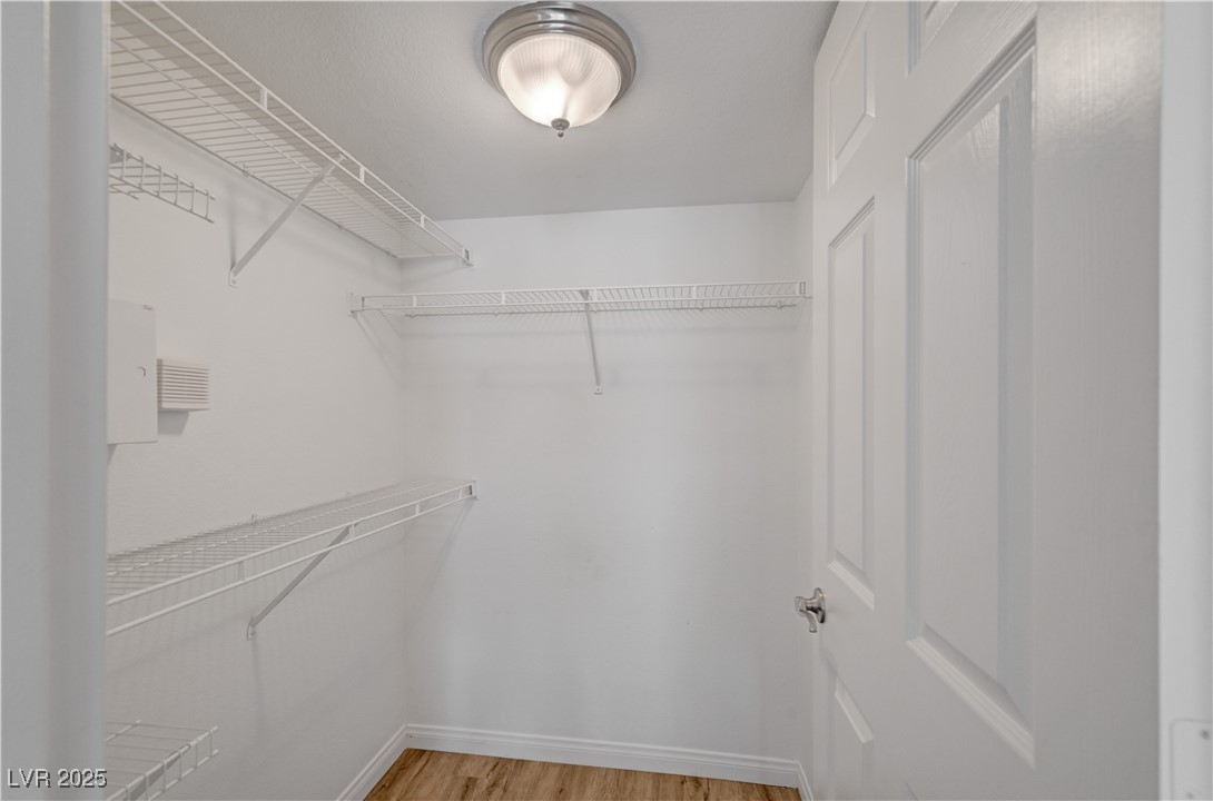 4400 South Jones Boulevard 2122