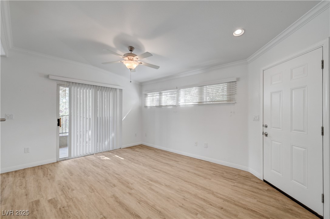 4400 South Jones Boulevard 2122