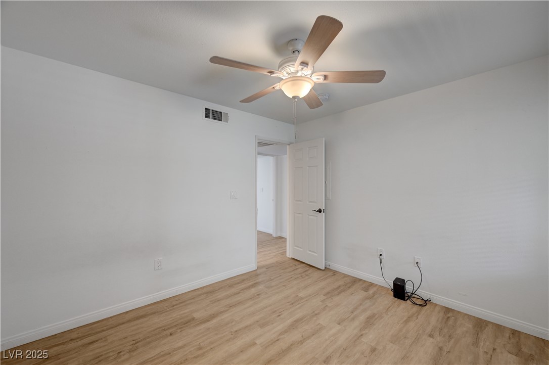 4400 South Jones Boulevard 2122