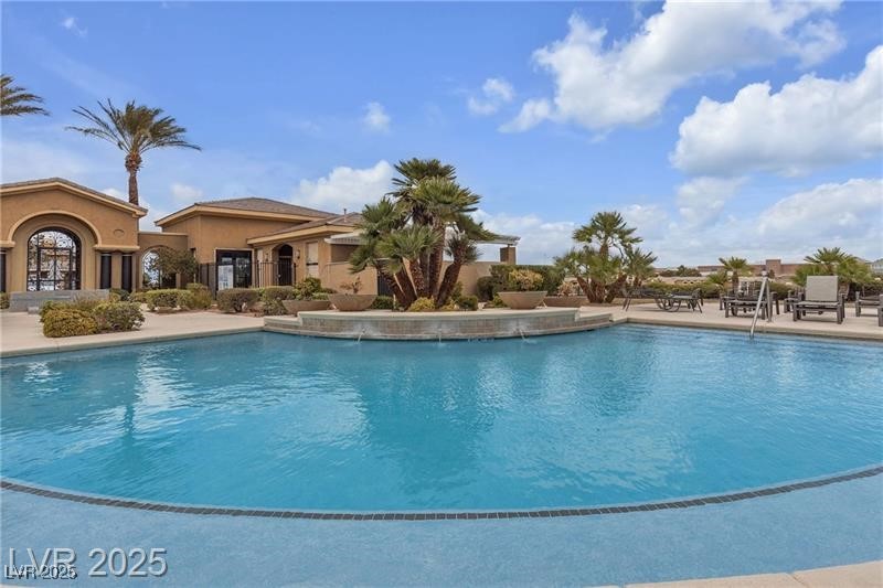 2900 Sunridge Heights Parkway 933