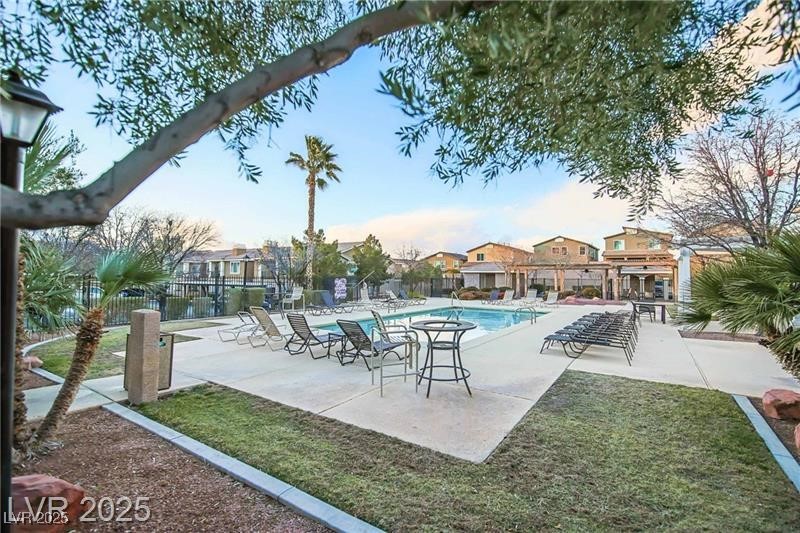 2900 Sunridge Heights Parkway 933