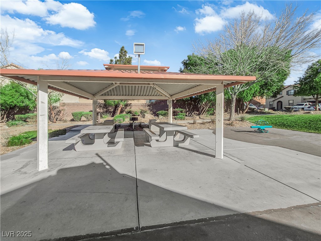2309 Briggsdale Avenue