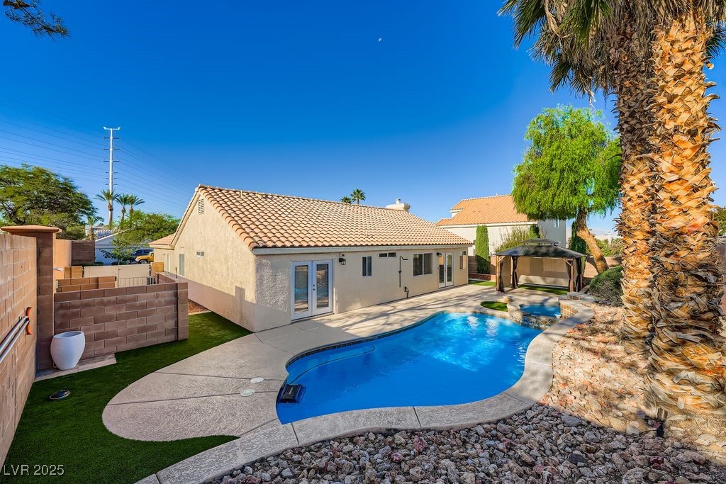 2749 Fresh Pond Court