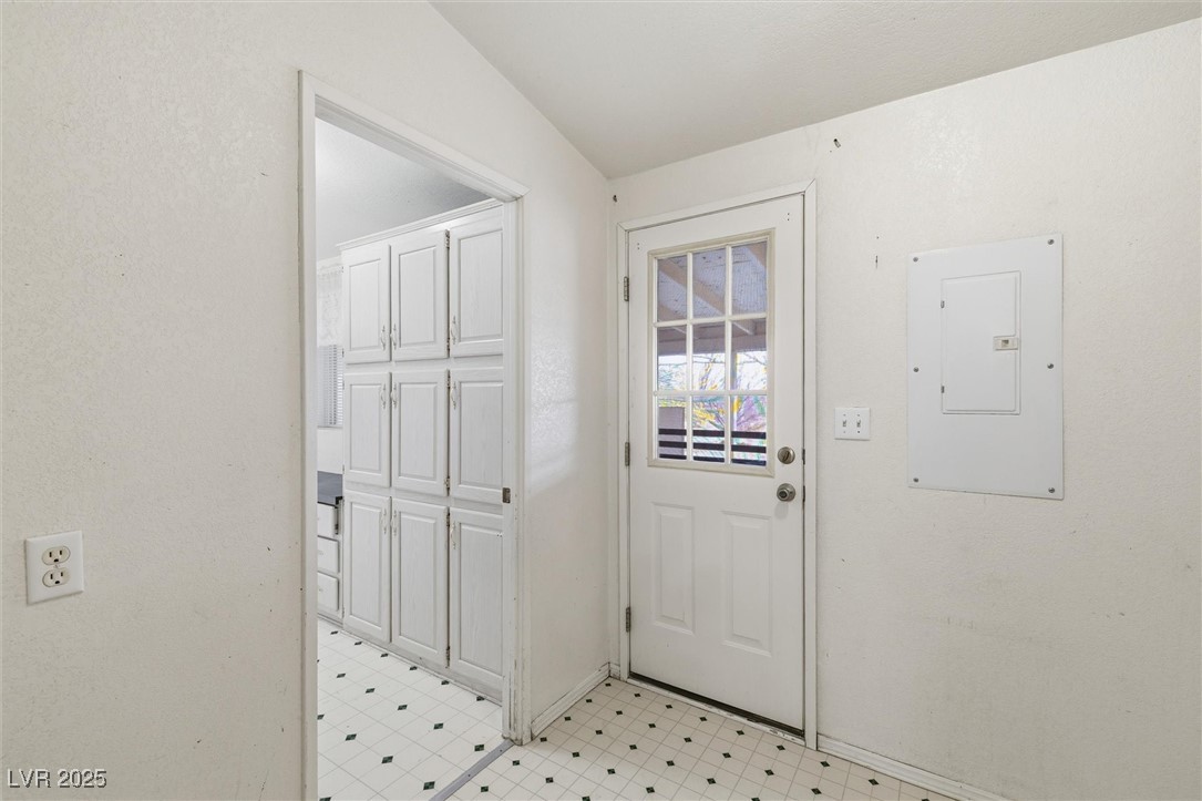 201 East Stagecoach Road