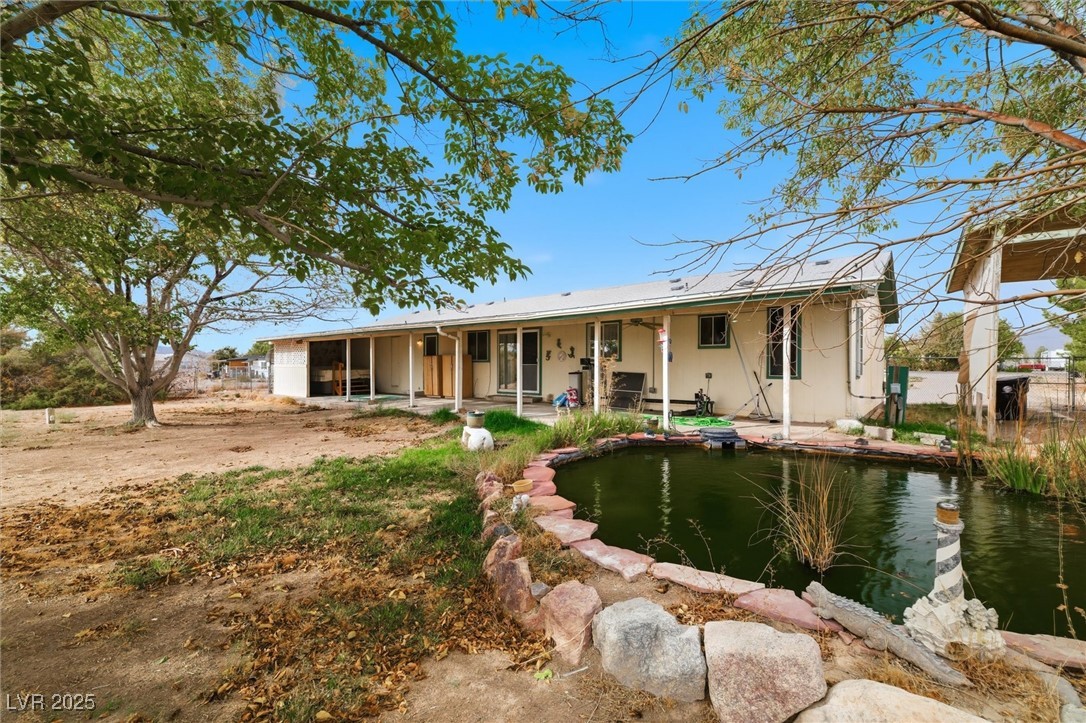 201 East Stagecoach Road