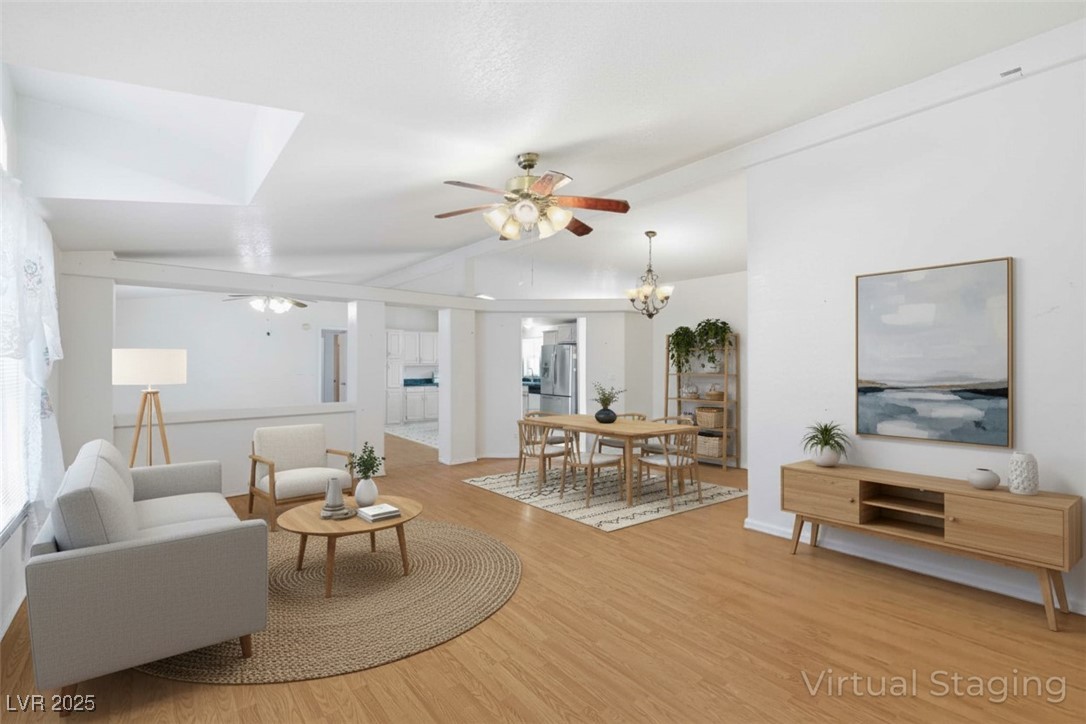 201 East Stagecoach Road