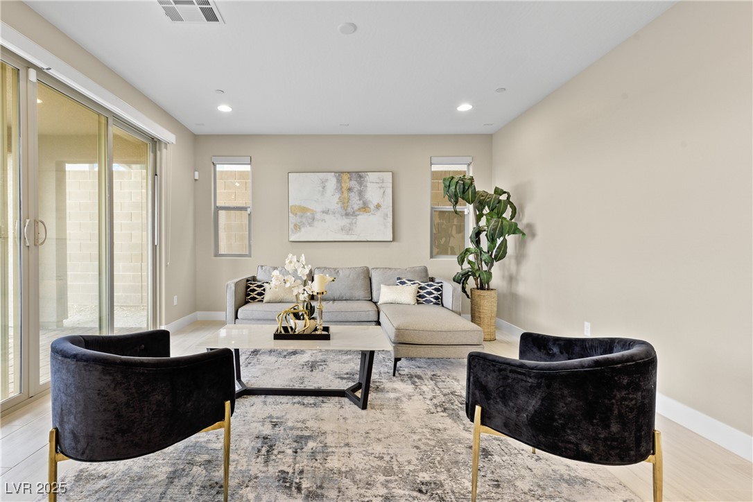 11807 Pandion Avenue