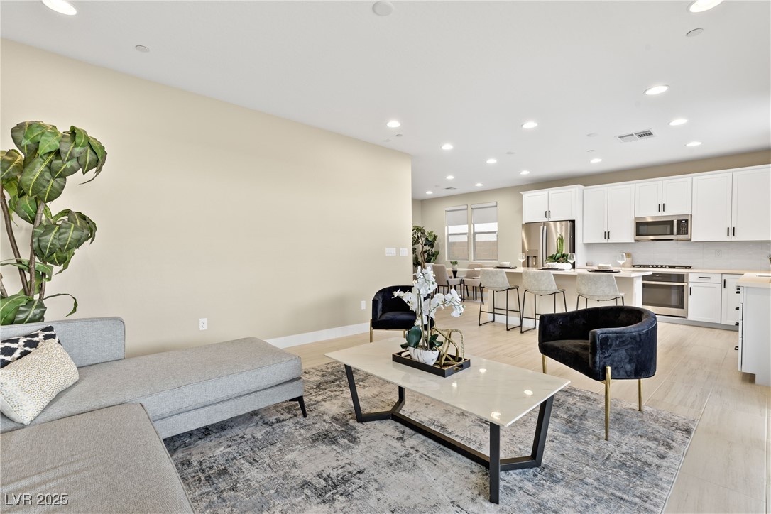 11807 Pandion Avenue