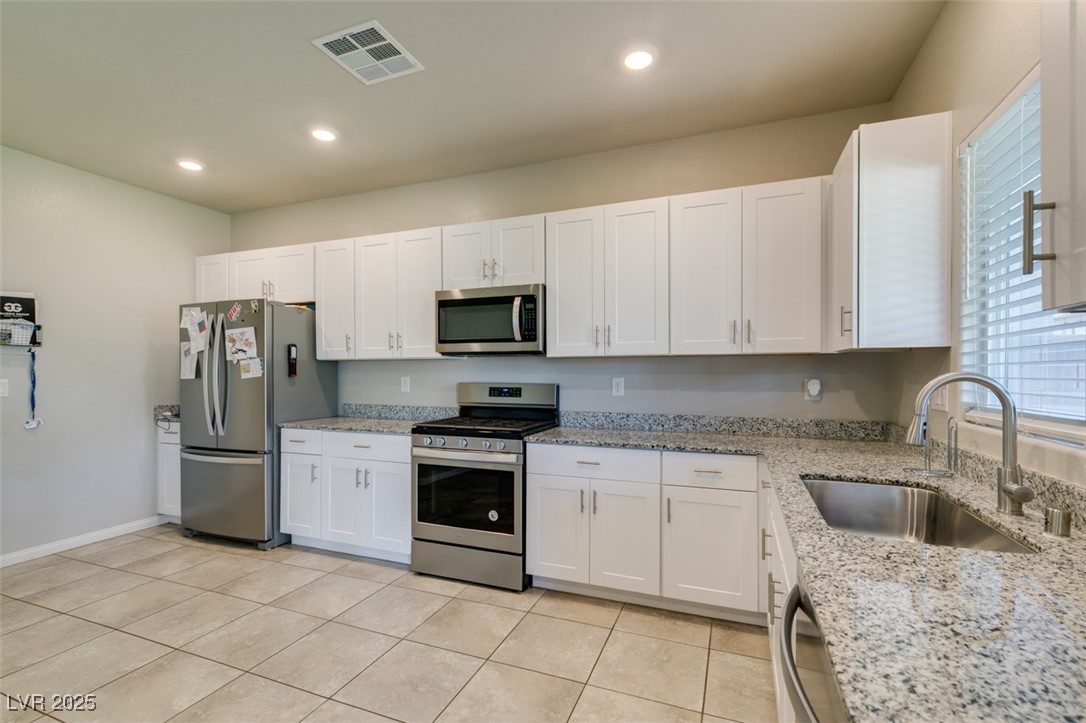 7239 Glimmer Point Street