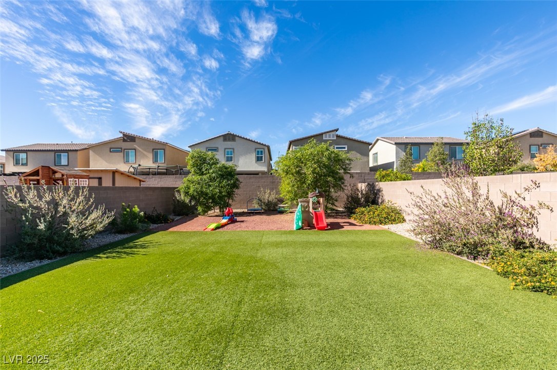 7239 Glimmer Point Street