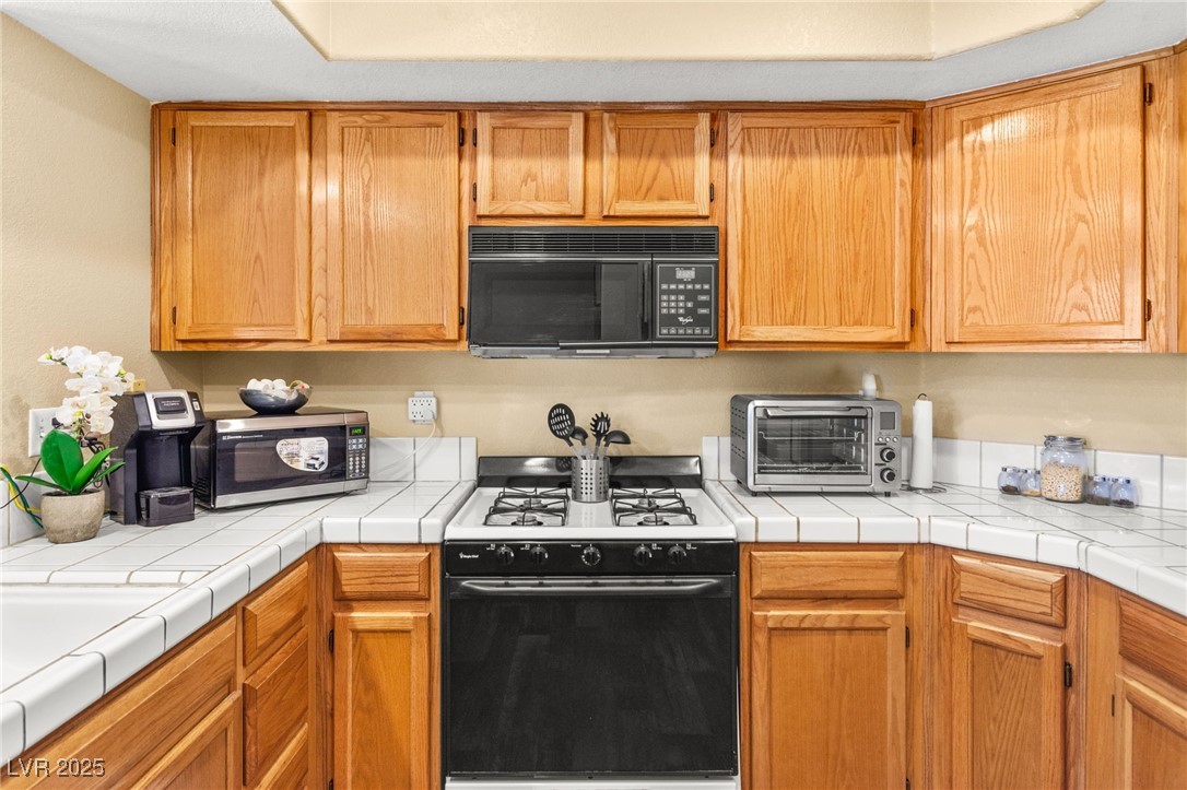 7950 West Flamingo Road 2145