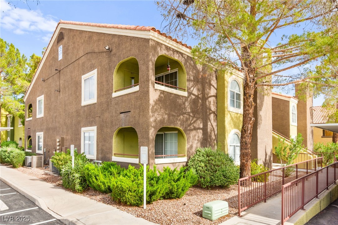 7950 West Flamingo Road 2145