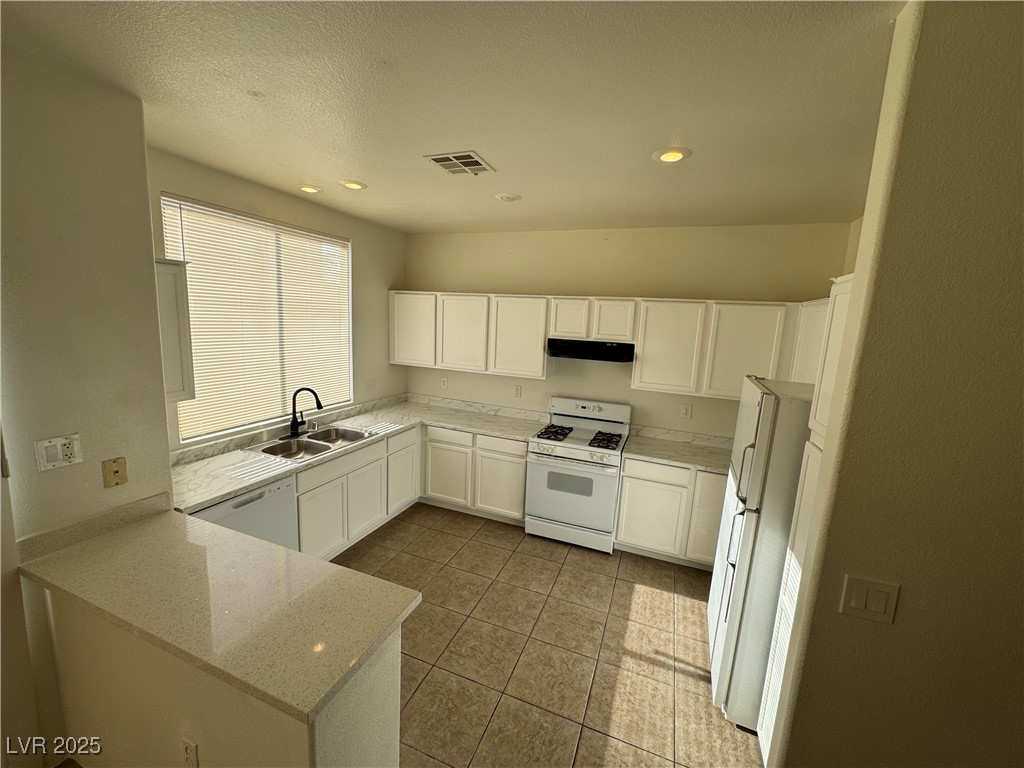 2721 Pan Pacific Road