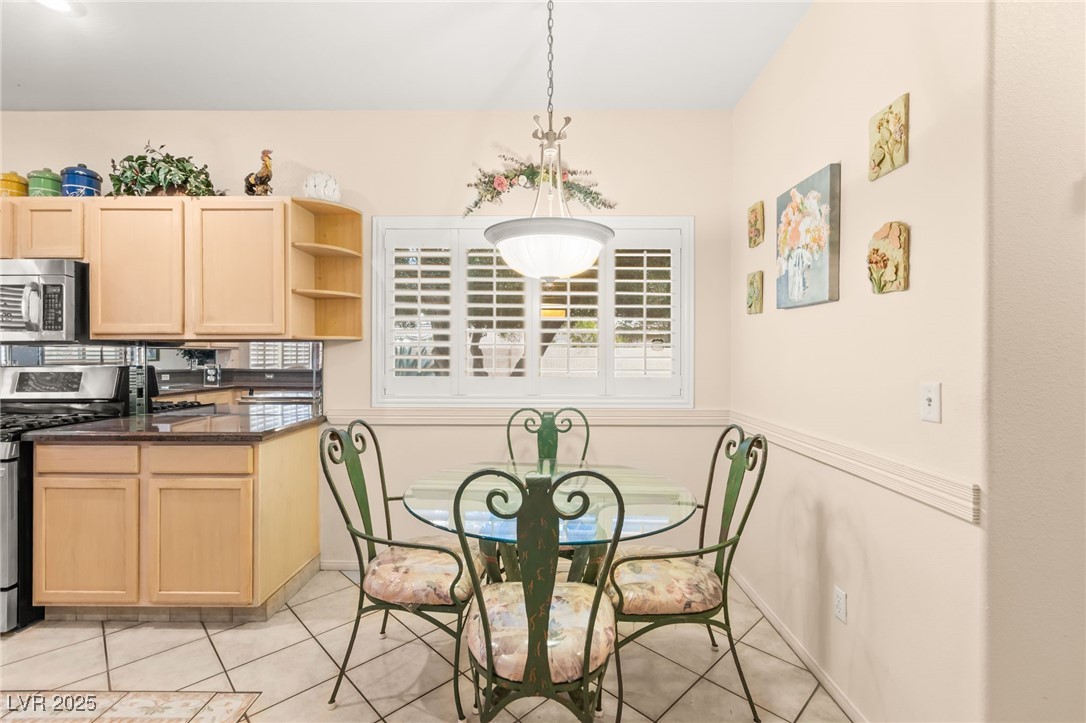 7200 Palatial Avenue