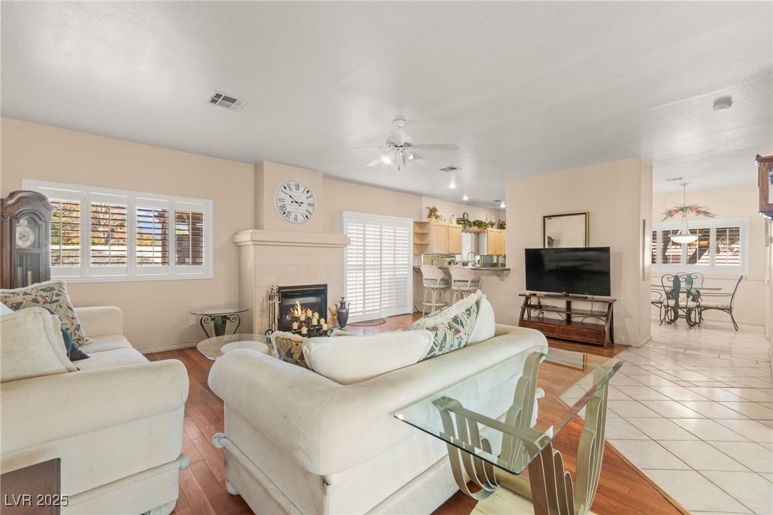 7200 Palatial Avenue