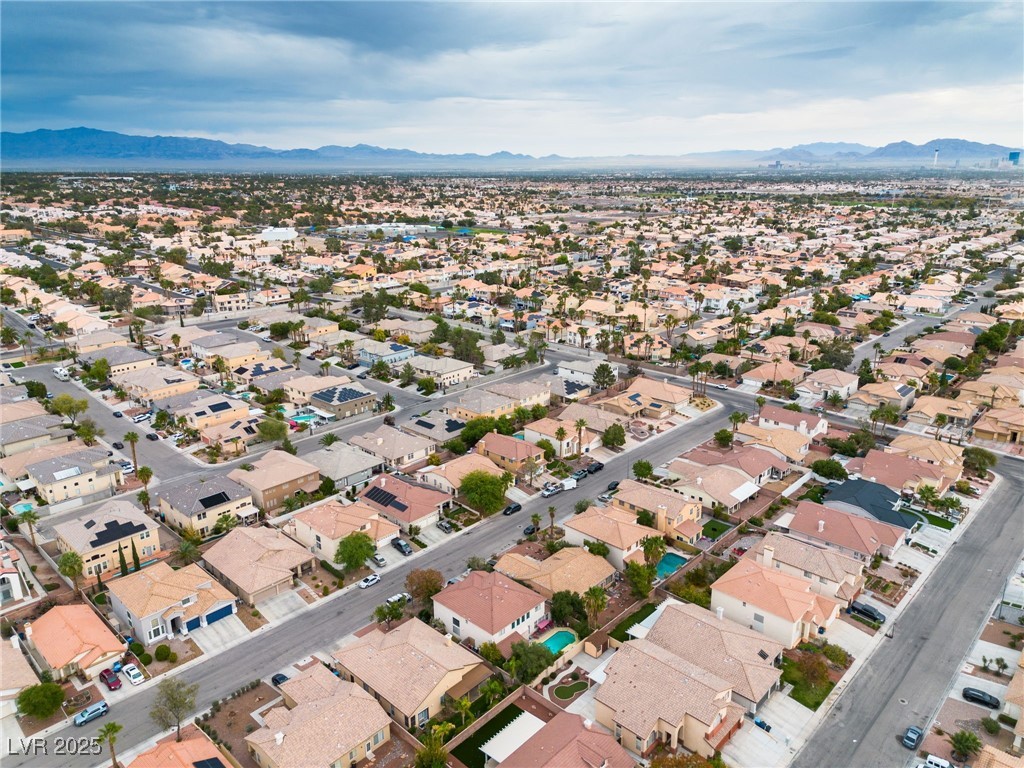 9273 Sailing Water Avenue