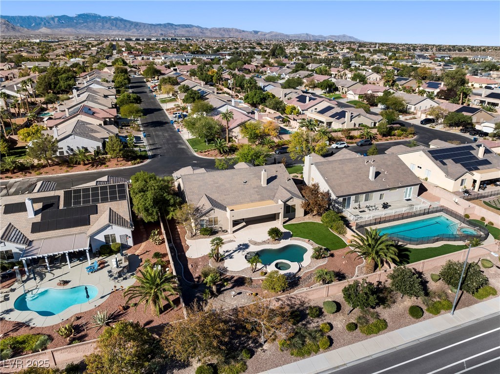 8704 Desert Night Street
