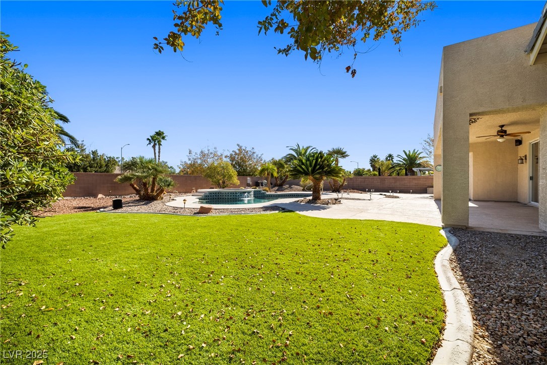 8704 Desert Night Street