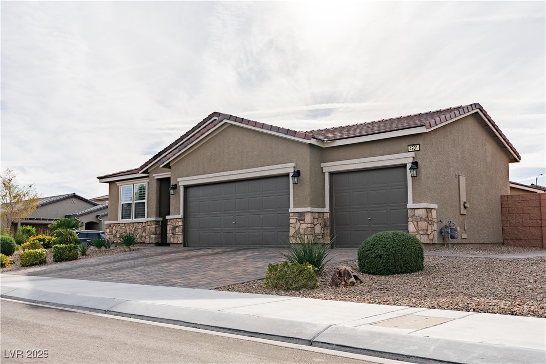 4901 Silent Birch Avenue