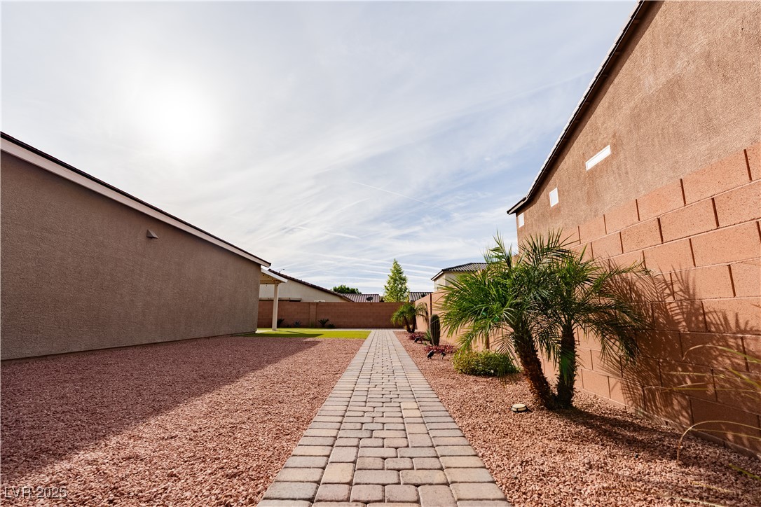 4901 Silent Birch Avenue