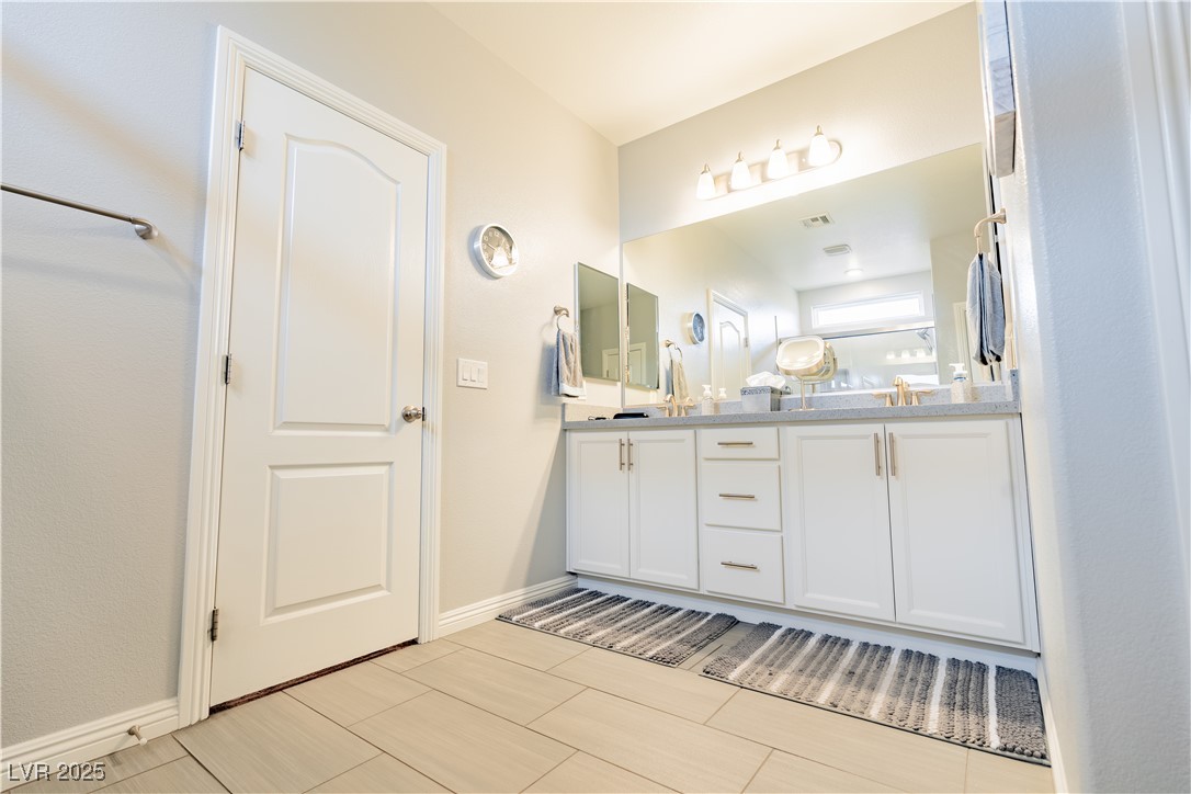 4901 Silent Birch Avenue