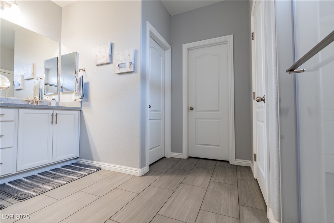 4901 Silent Birch Avenue