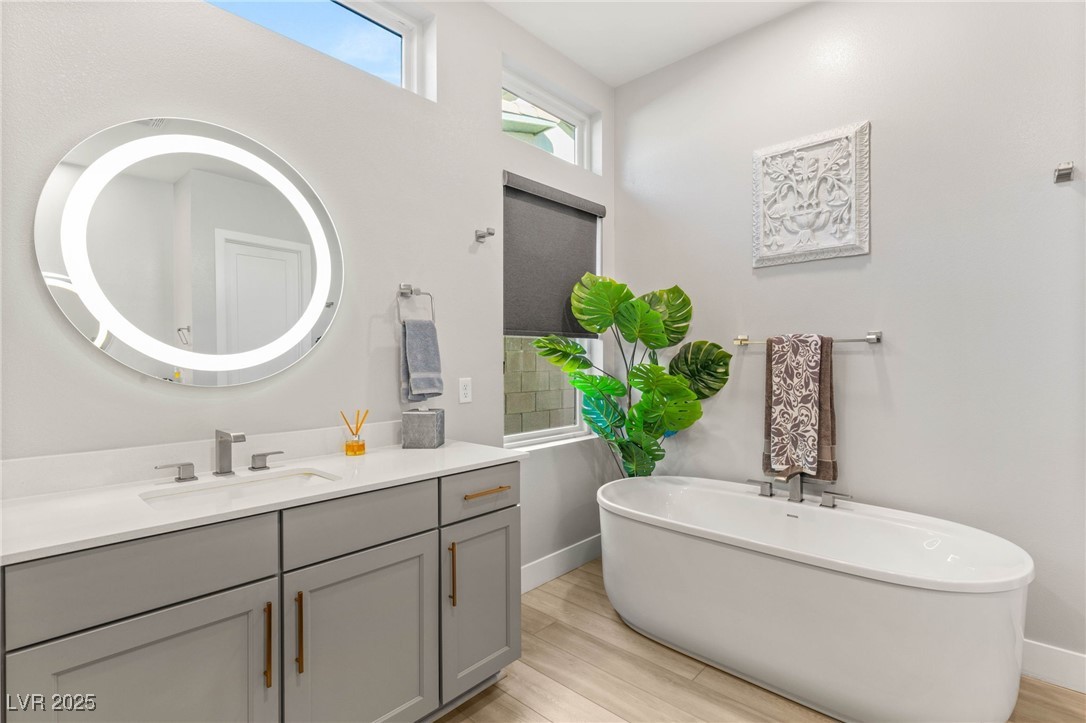 445 Cliff Terrace Avenue