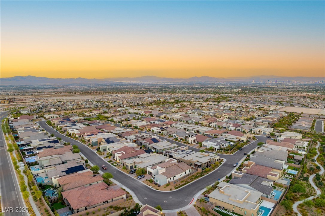 445 Cliff Terrace Avenue