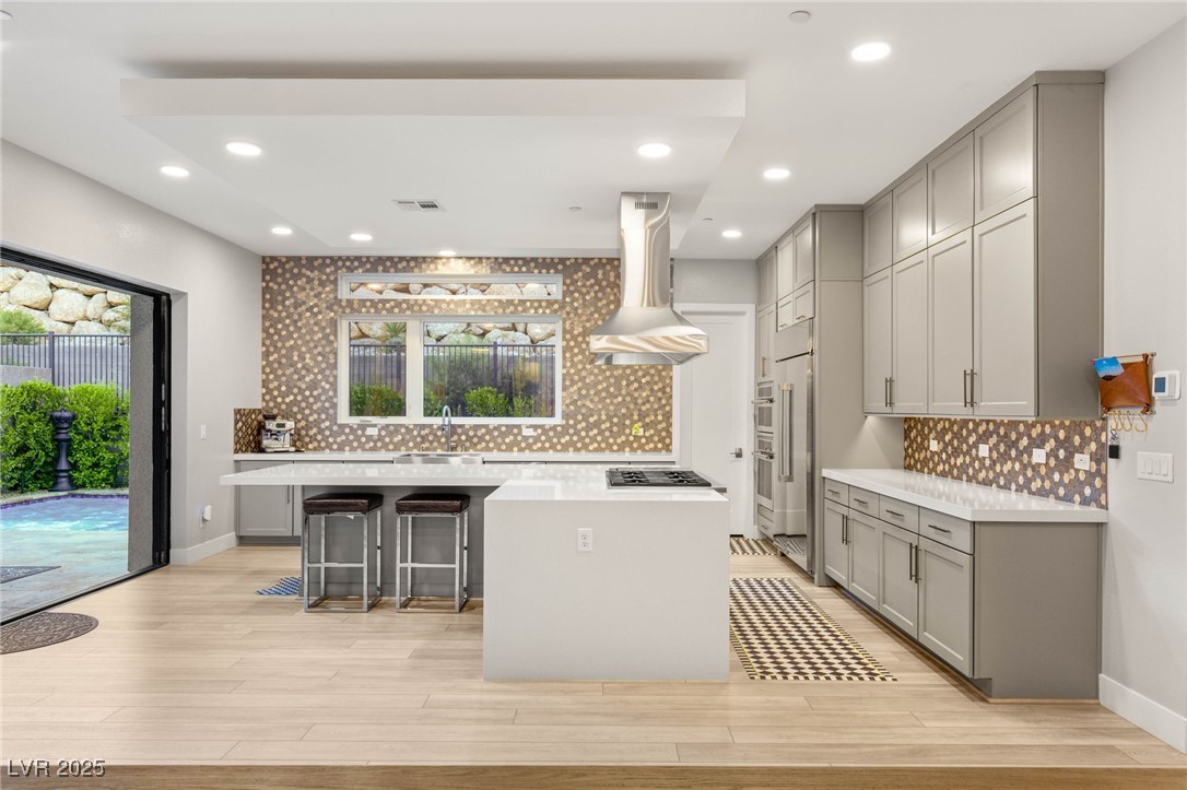 445 Cliff Terrace Avenue