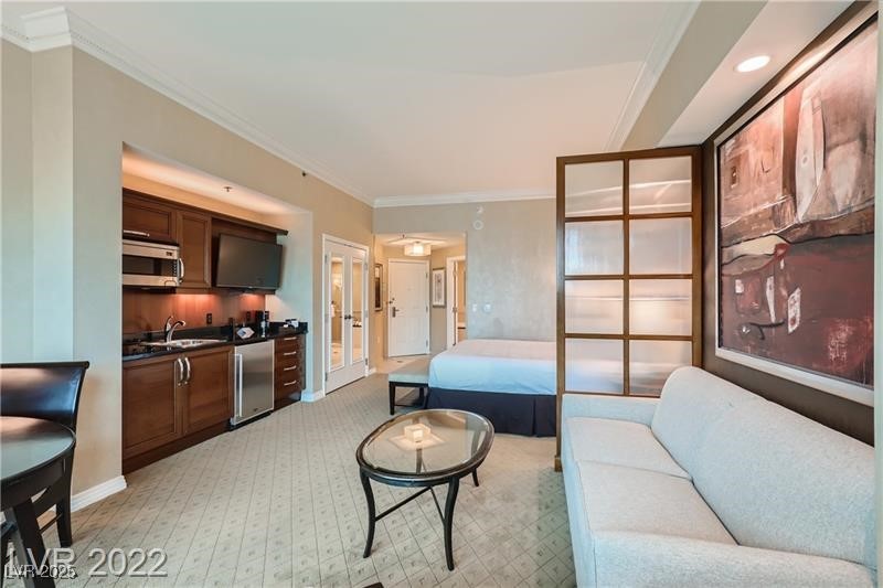 145 East Harmon Avenue 1405